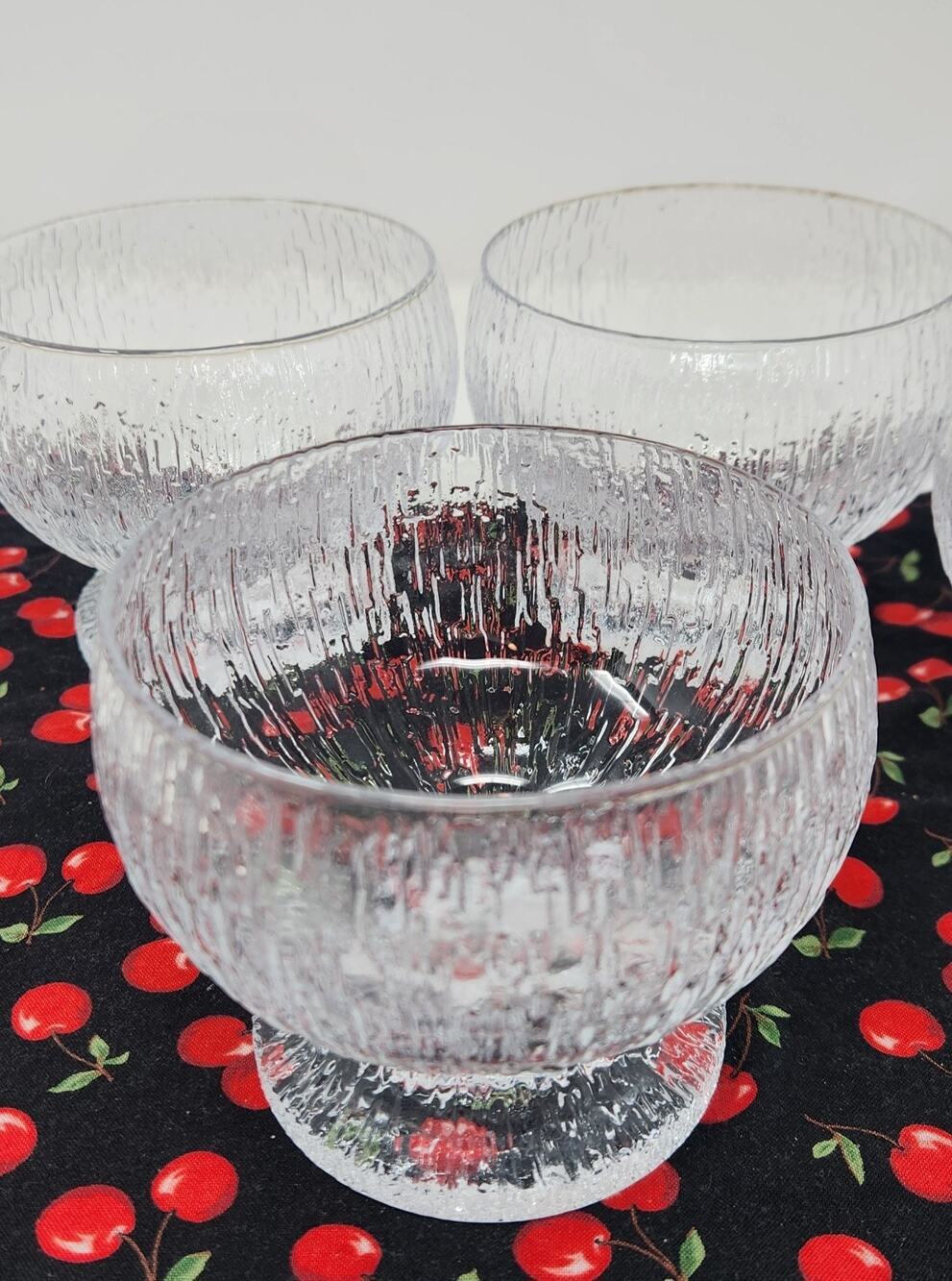 Lot Of 4 Crystal Footed Dessert Bowls I ITTALA KEKKERIT | Icicle SnowTextured